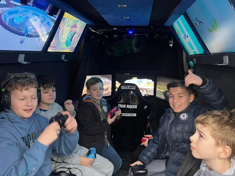 Kids gaming party